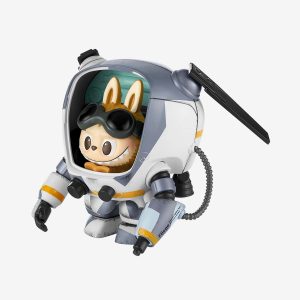 Labubu × Kow Yokoyama Fliege Storm Figurine – Limited Edition