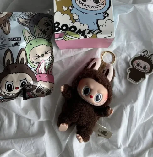 Labubu Vinyl Face Blind Box | Set of 6 Non-Repeating Figures with Secret Edition Chance photo review