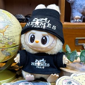 Labubu Black Explorer – Elegance & Mystery